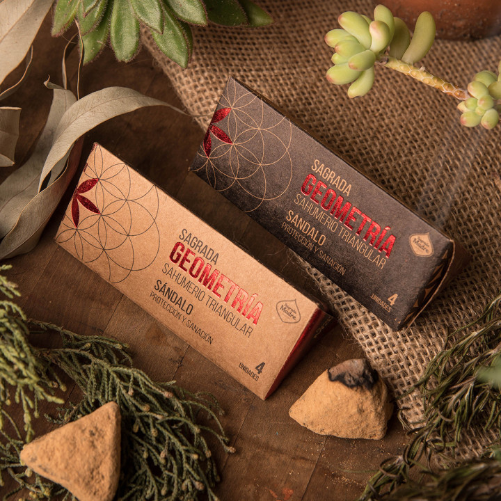 Defumador Sagrada Madre de Sândalo